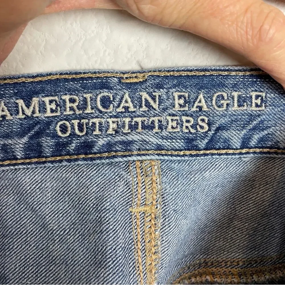 American Eagle Blue Denim Vintage Hi-rise Festival  Button Fly Shorts 6